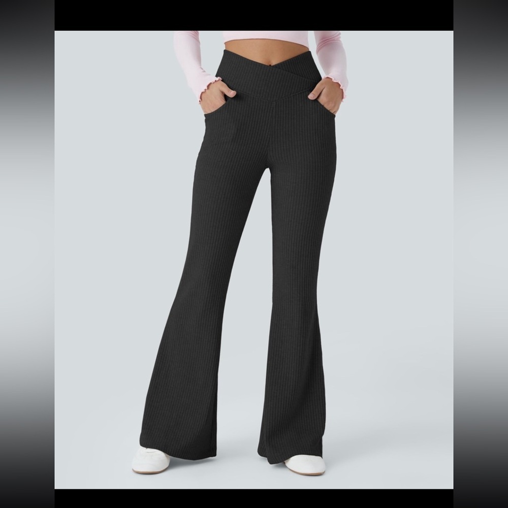 Nwt Halara ribbed knit crossover Flare Pants